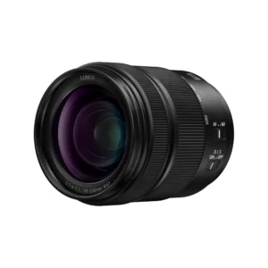 Panasonic Lumix DC-S9 Kit with S 28-200mm F4-7.1 Lens (Black) (DC-S9H)