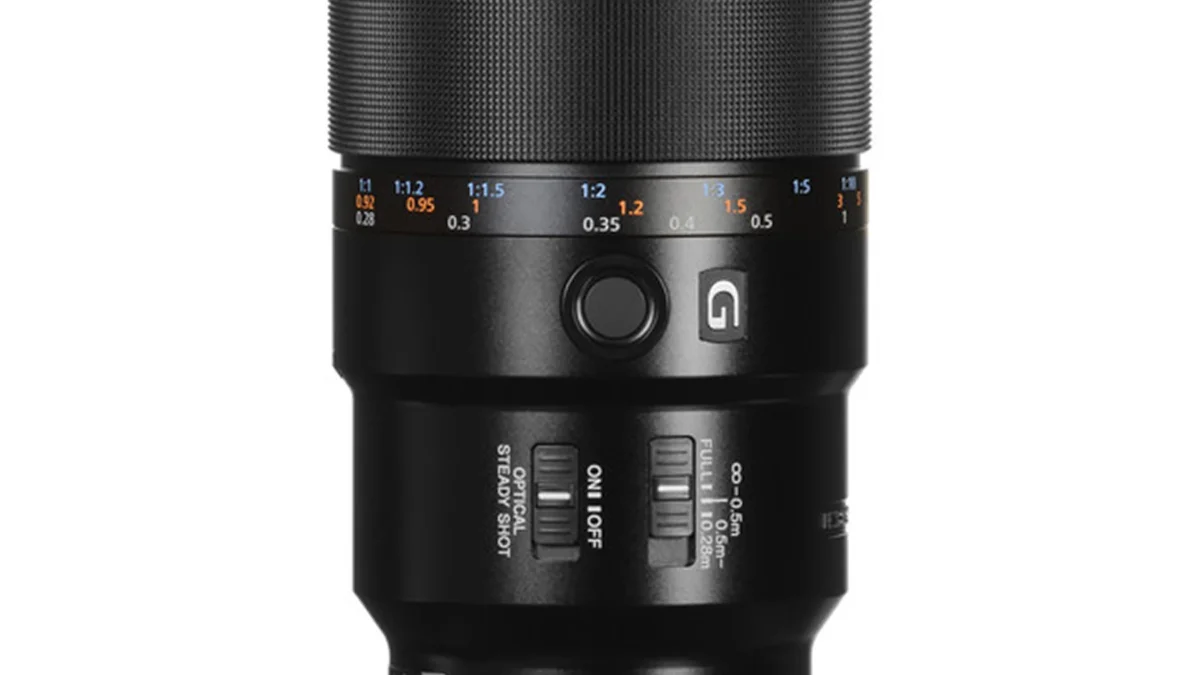 Sony FE 90mm F2.8 Macro G OSS (SEL90M28G) - IT INNOVATION INC
